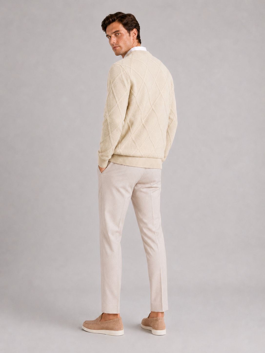 Men’s beige fleece knit pullover warm casual sweater for fall winter outfits