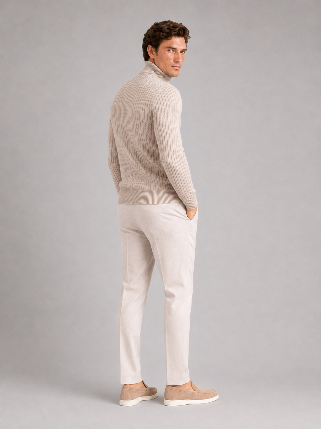 Men’s beige heavyweight knit turtleneck warm sweater for casual cold weather outfits