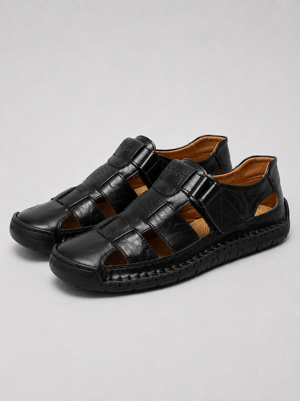 Black leather sandals lightweight comfortable summer walking shoes for beach wear