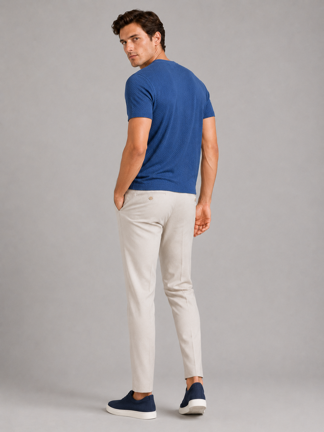 Men’s Mesh Crew Neck T-Shirt Breathable Lightweight Stretch Summer Top for Casual and Everyday Wear