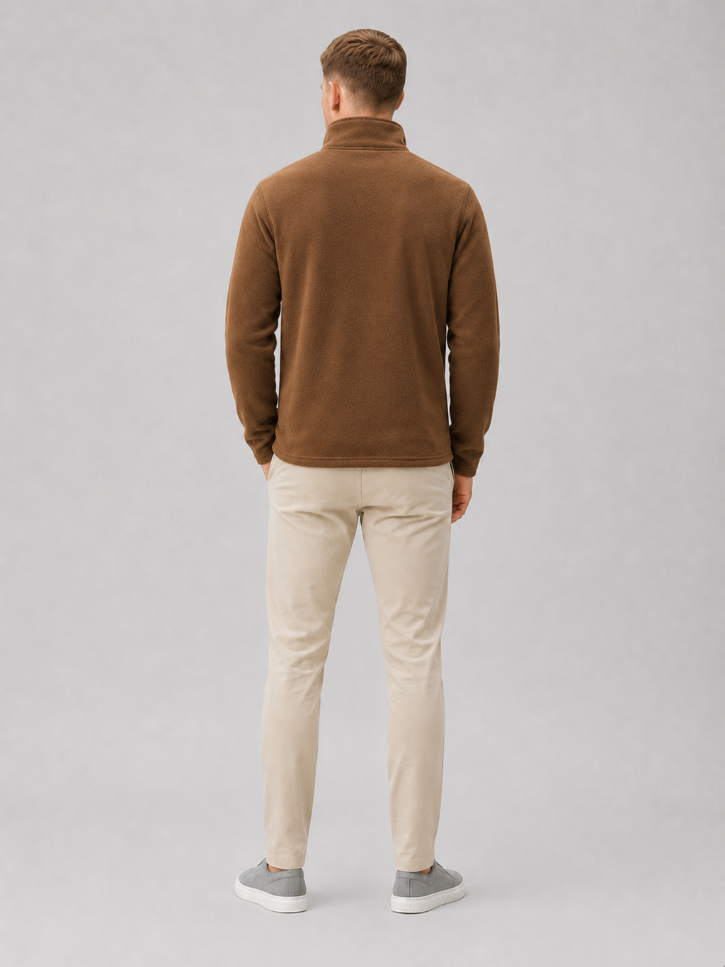 Men’s brown fleece pullover comfortable insulated top for cold weather casual outfits