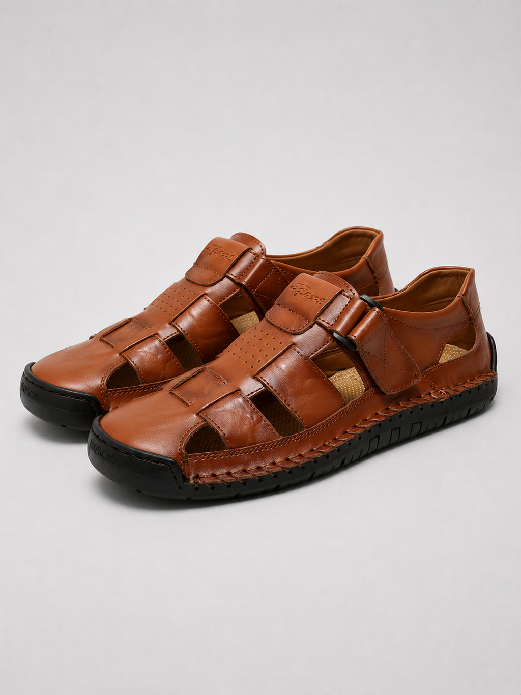 Brown leather sandals lightweight comfortable summer walking shoes for beach wear