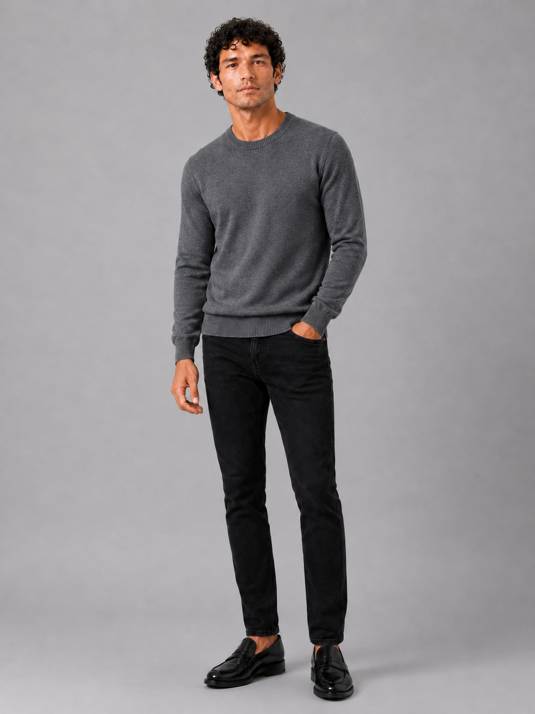 Dark gray crew neck sweater for men long sleeve pullover for everyday fall wear