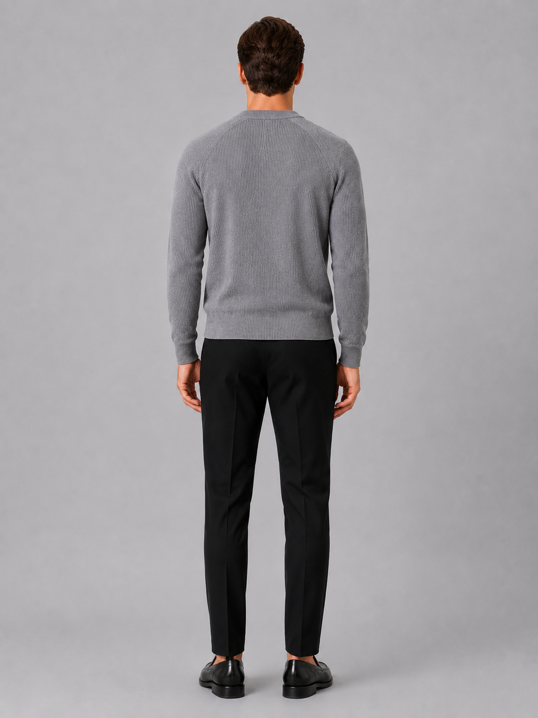 Men’s gray thick knit sweater comfortable long sleeve top for business casual outfits