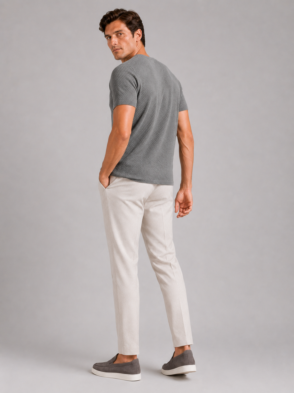 Men’s gray breathable mesh t shirt comfortable stretch fabric for casual outfits