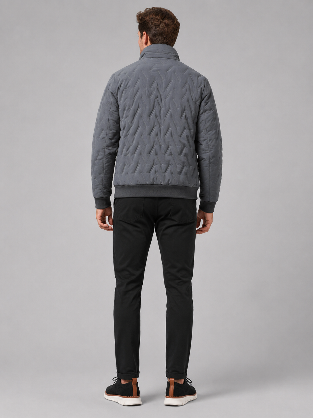 Men’s gray insulated quilted jacket comfortable cold weather coat for casual and outdoor outfits