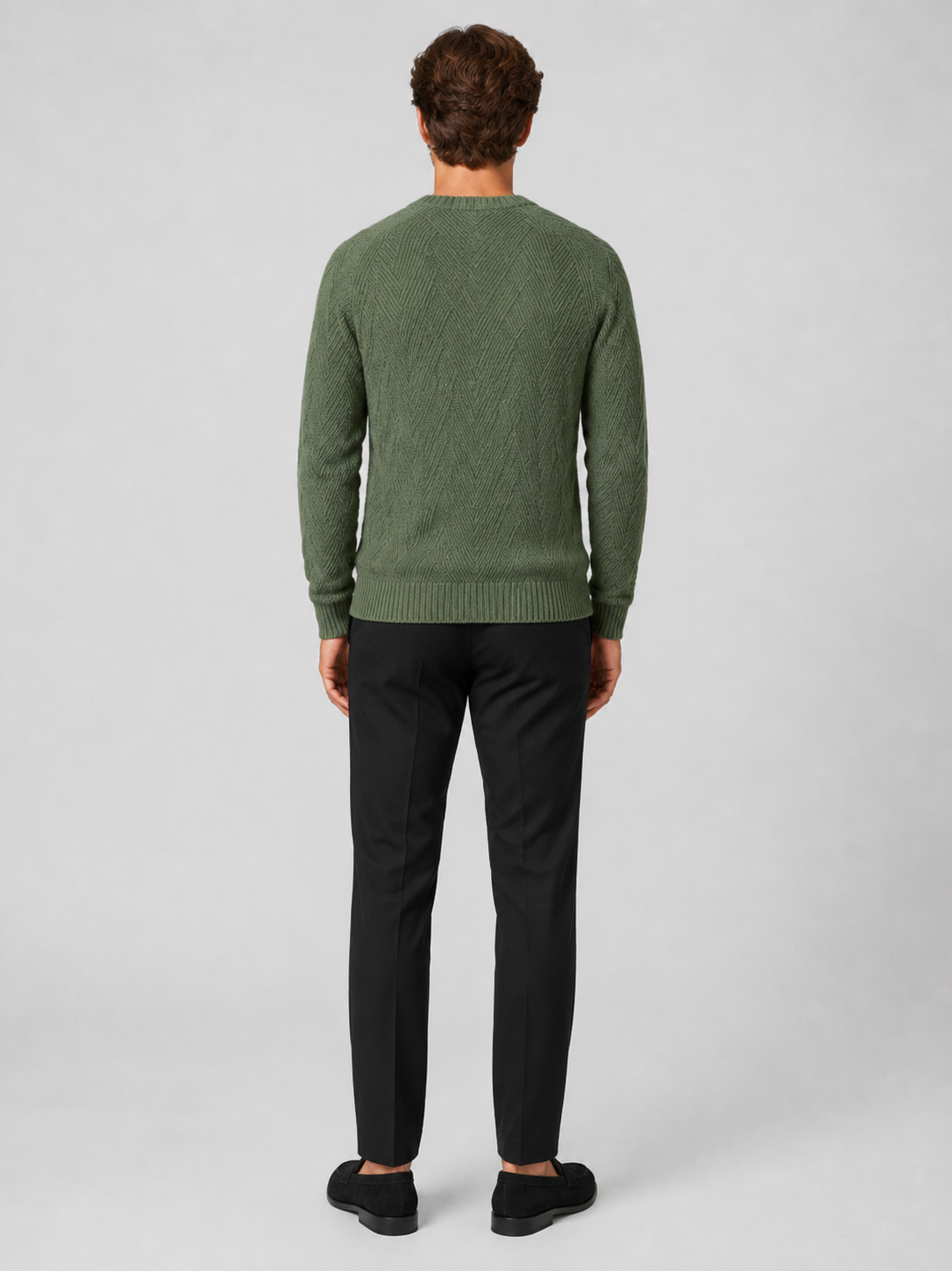 Men’s green knit sweater lightweight casual top for weekend and everyday outfits