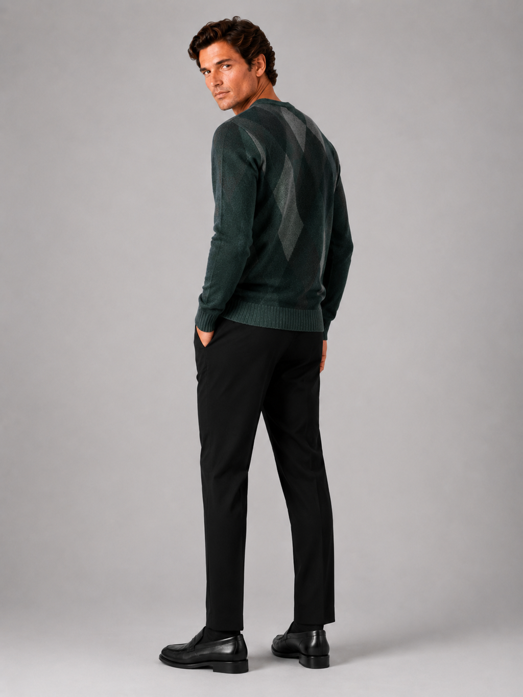 Men’s green plaid knit pullover comfortable sweater for business casual and casual outfits