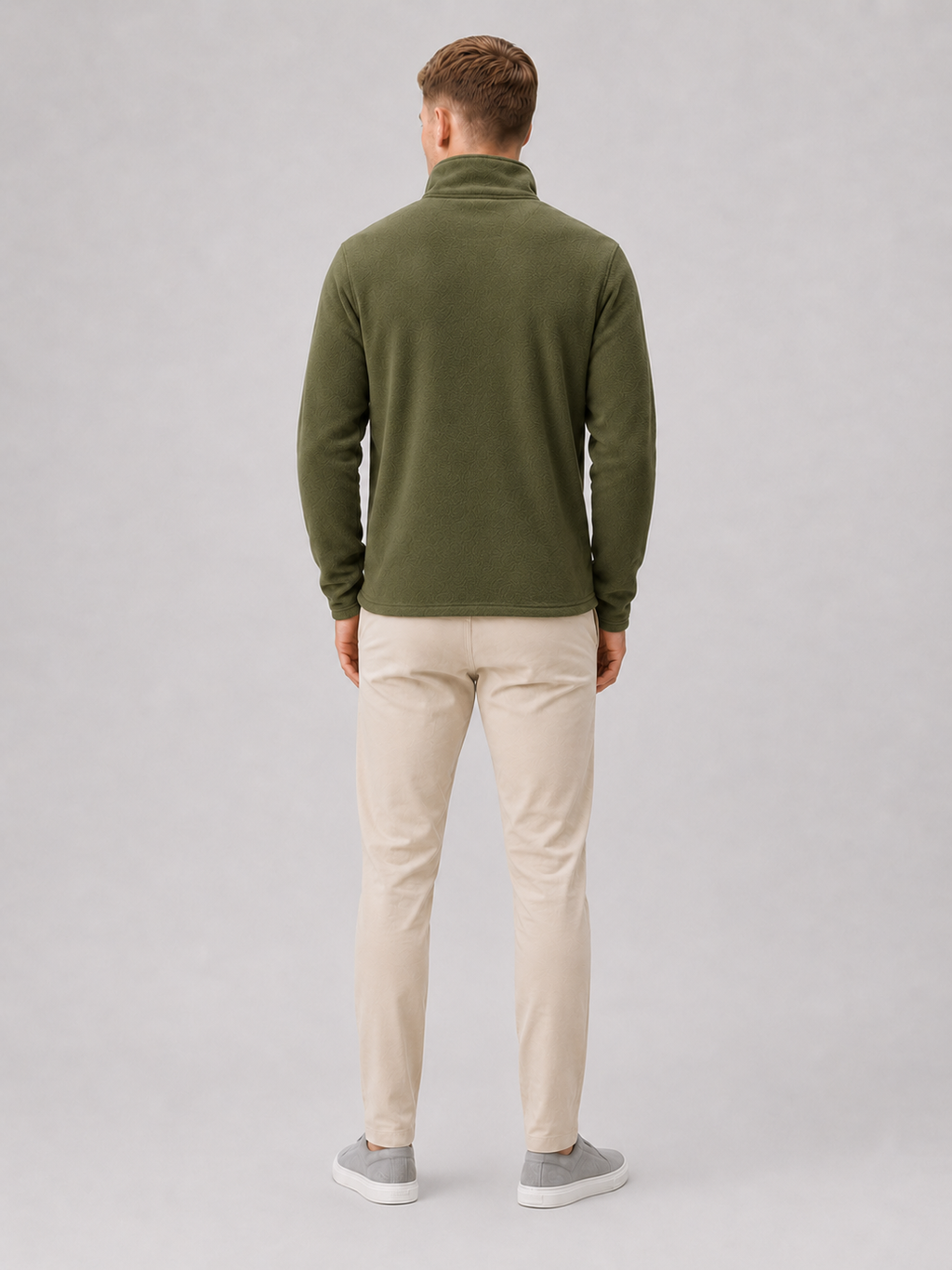 Men’s green fleece pullover comfortable insulated top for cold weather casual outfits