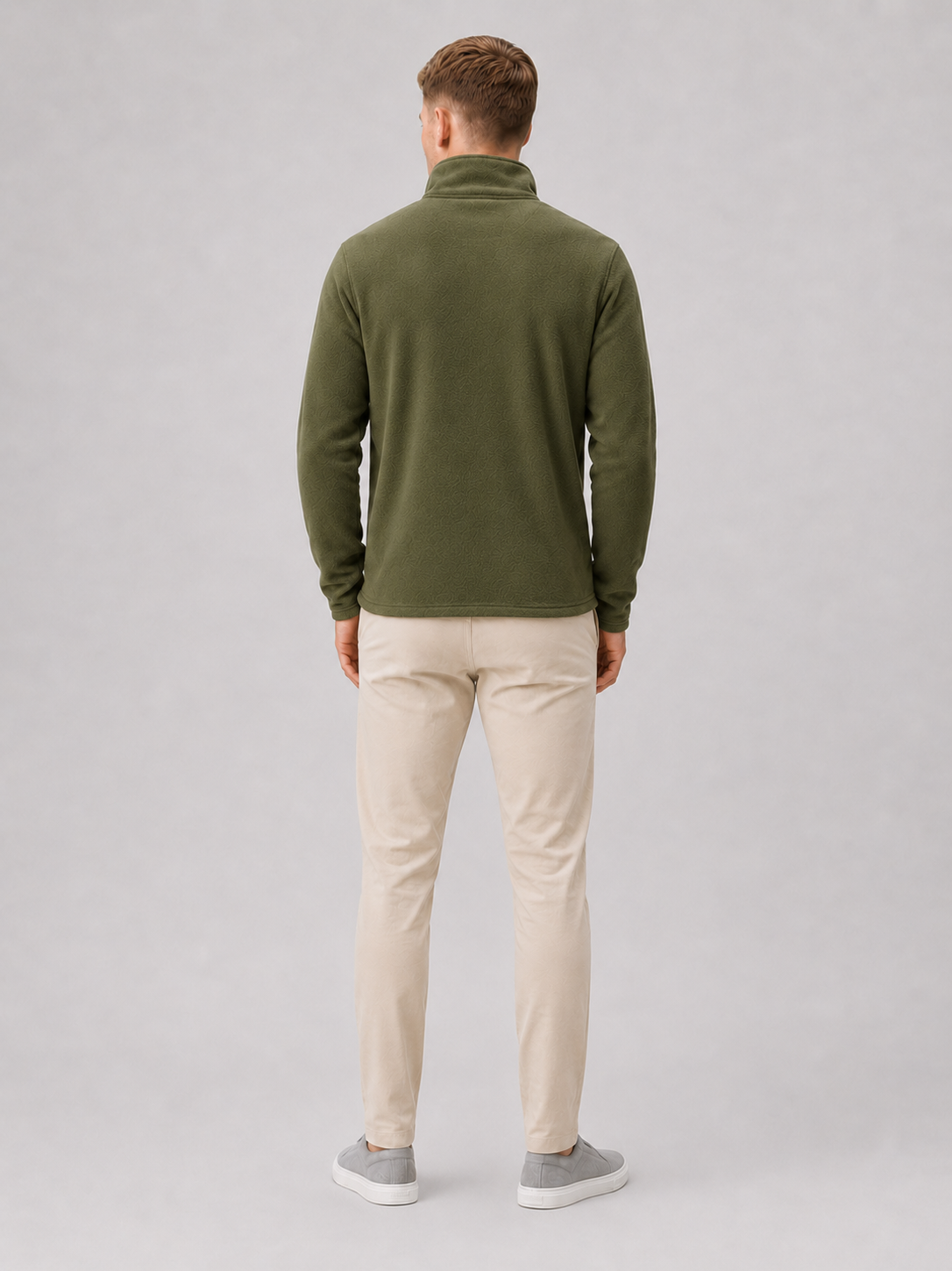 Men’s green fleece pullover comfortable insulated top for cold weather casual outfits