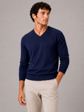 Men wearing navy v neck knit sweater slim fit long sleeve lightweight fall business casual style