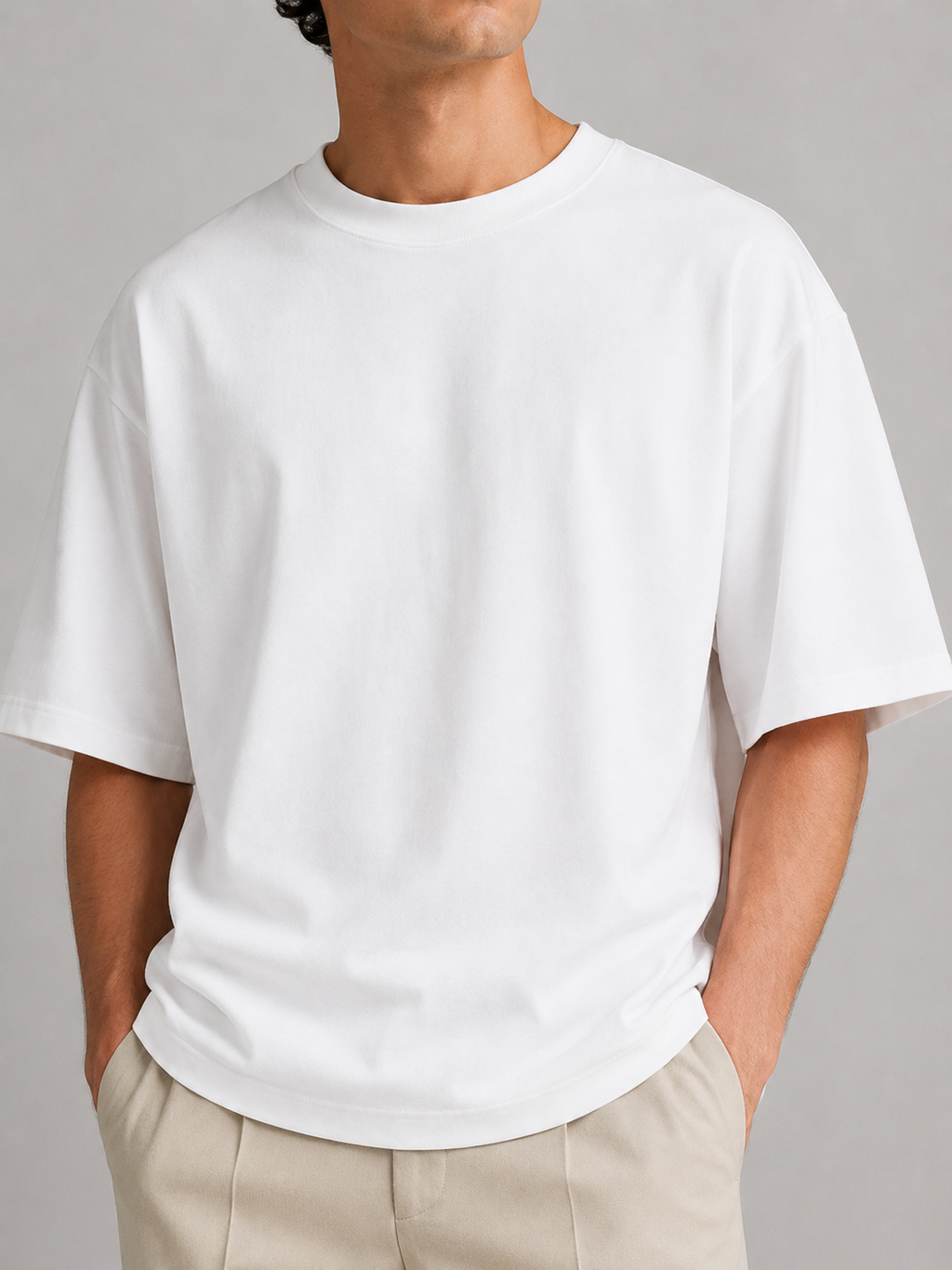 White oversized summer tee relaxed fit minimal casual basic for everyday wear
