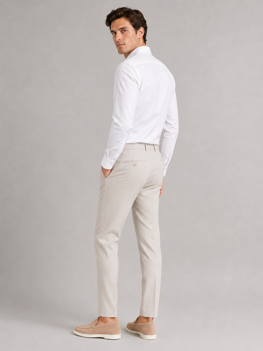 Men’s white button up oxford shirt classic summer top for vacation and smart casual outfits